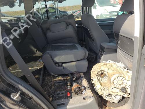 Used Parts VW TOURAN (1T3) 1.6 TDI 4771125