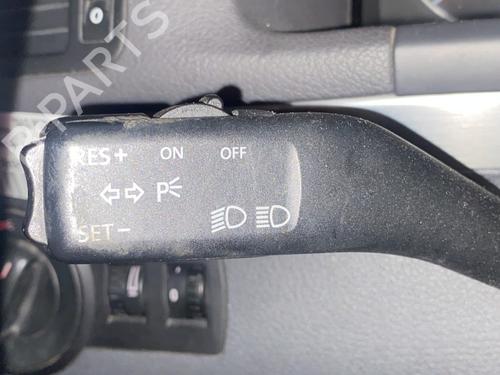 switch-vw-touran-1t1-1t2-2003-2004-2005-2006-2007-2008-2009-2010-2011-31953903 main image