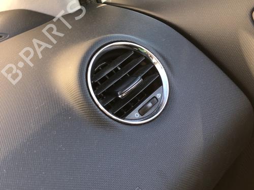Air vent PEUGEOT 308 SW I (4E_, 4H_) 1.6 HDi | BP20664114I21 