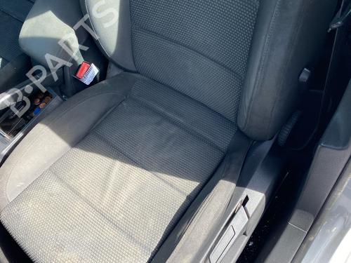 Used Left front seat Left front seat 34220594 34220594