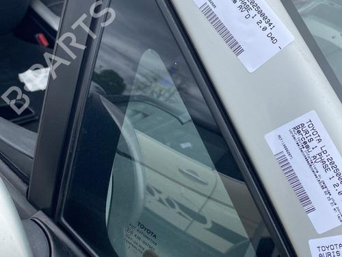 front-right-quarter-glass-toyota-auris-_e15_-2006-2007-2008-2009-2010-2011-2012-2013-26276719 main image