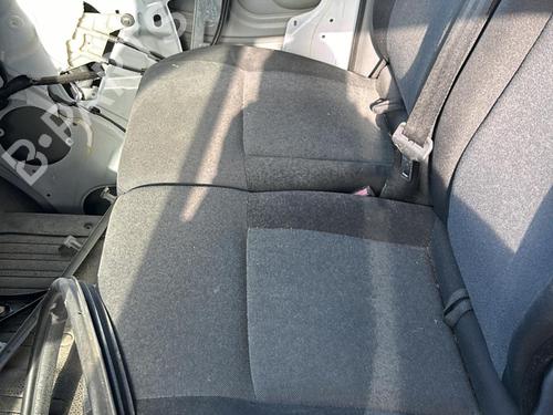 Used Right front seat Right front seat RENAULT MASTER III Van (FV) 2.3 dCi 145 FWD (FV0E, FV0F, FV0H, FV02, FV0M, FV0S,... (146 hp) 22114657 22114657