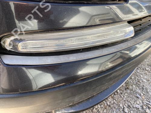 Used Right front fog light Right front fog light 39215432 39215432