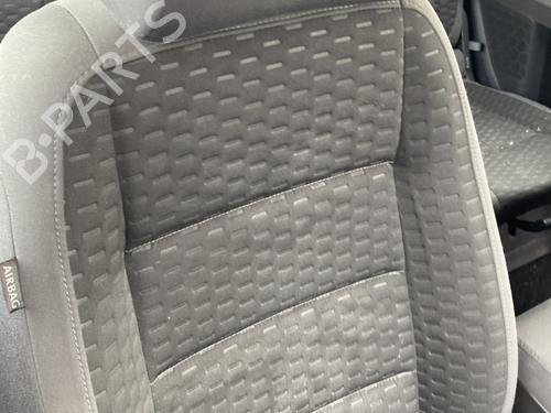 Stol høyre foran VW TOURAN (1T1, 1T2) 1.4 TSI | BP29969658C16