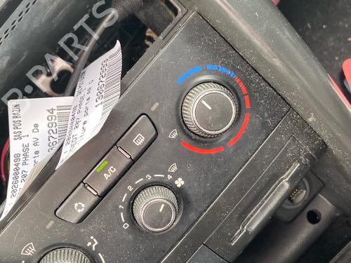 Used Climate control Climate control 38064376 38064376