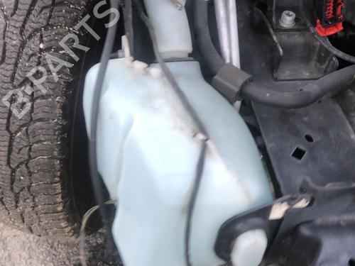 Used Windscreen washer tank CITROËN C3 Pluriel (HB_) 1.4 (73 hp) 20704859