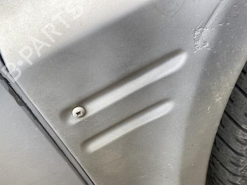 Front right wheel arch trim NISSAN TERRANO II (R20) 2.7 TDi 4WD | BP26154924C135