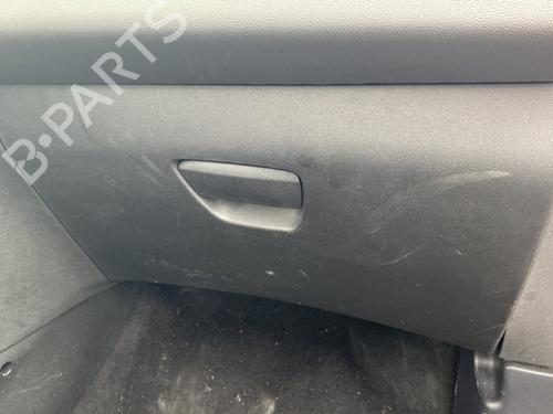 Used Glove box PEUGEOT 208 I (CA_, CC_) 1.4 HDi (68 hp) 27926948