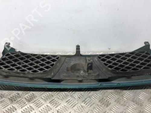 Grille NISSAN TERRANO II (R20) 2.7 TDi 4WD | BP22118048C40 