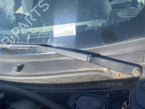 Used Front wiper motor RENAULT KANGOO Express (FC0/1_) [1997-2025]  27523682