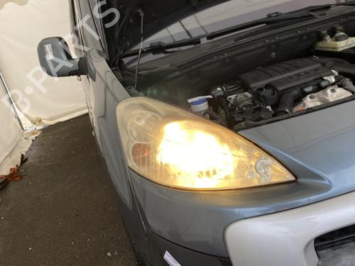 Højre forlygte PEUGEOT PARTNER Box Body/MPV 1.6 HDi (75 hp) 30849294