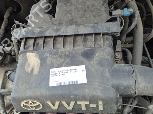 Used Air filter box TOYOTA YARIS (_P1_) 1.0 (SCP10_, SCP10R) (65 hp) 21260013