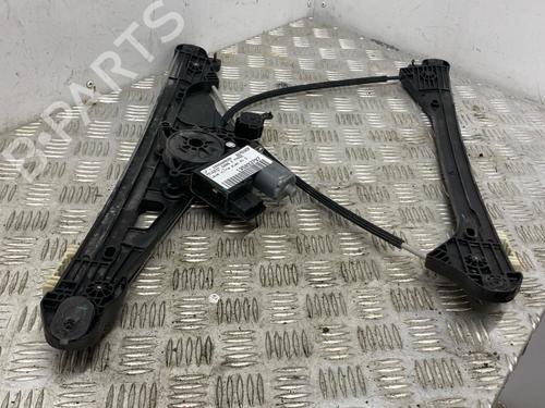 Used Front right window mechanism Front right window mechanism PEUGEOT 5008 II (MC_, MJ_, MR_, M4_) 1.2 THP (MRHNYH, MRHNYW, MRHNSJ, MRHNSU, MRHNSM) (131 hp) 40602779 40602779