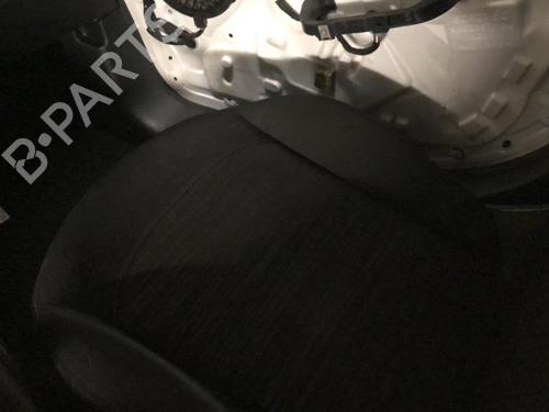 Right front seat PEUGEOT 208 I (CA_, CC_) 1.6 HDi / BlueHDi 75 | BP19910957C16 