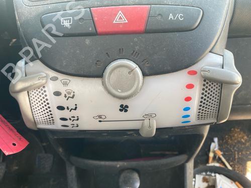 Used Climate control Climate control 37078682 37078682