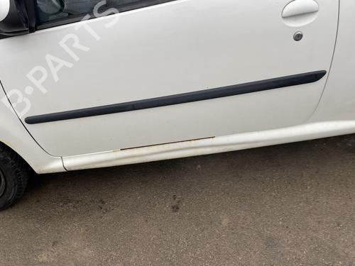 Used Door moulding trim CITROËN C1 (PM_, PN_) 1.0 (68 hp) 24538425