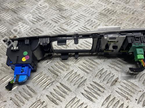 Used Switch Switch PEUGEOT 508 II (FB_, FH_, F3_) 2.0 BlueHDI 180 (FHEHZR, FHEHZN) (177 hp) 32518177 32518177