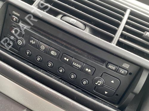 Used Radio Radio PEUGEOT 807 (EB_) 2.2 HDi (163 hp) 32207927 32207927