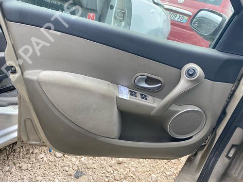 Front left panel RENAULT CLIO III (BR0/1, CR0/1) 1.5 dCi (BR17, CR17) | BP39449114C58 - Image 2