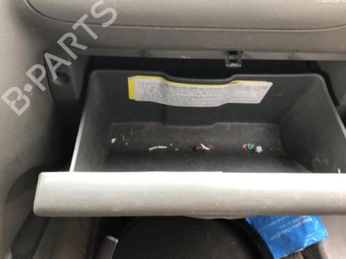 Used Glove box HYUNDAI SANTA FÉ I (SM) 2.0 CRDi 4x4 (125 hp) 22121528