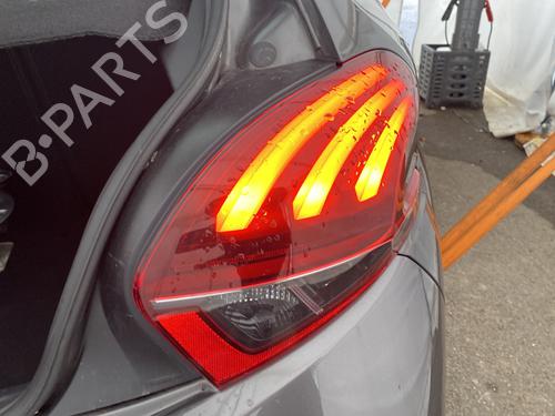 Used Right taillight Right taillight PEUGEOT 208 I (CA_, CC_) 1.6 HDi / BlueHDi 75 (75 hp) 30760481 30760481