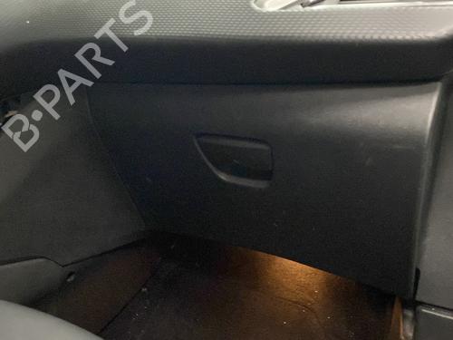 Used Glove box PEUGEOT 208 I (CA_, CC_) 1.5 BlueHDI 100 (102 hp) 24181178