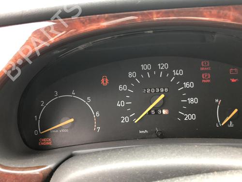 Used Instrument cluster Instrument cluster SAAB 900 II 2.0 i (131 hp) 22113002 22113002