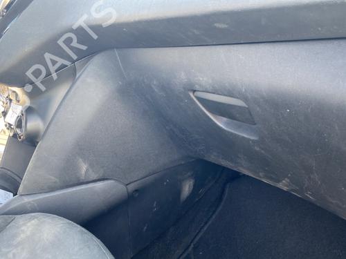 Used Glove box PEUGEOT 208 I (CA_, CC_) 1.4 HDi (68 hp) 25001302