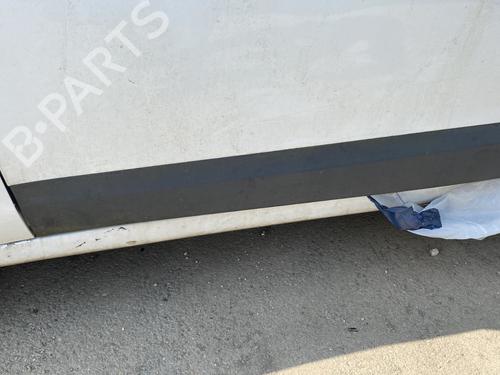 Used Door moulding trim RENAULT GRAND SCÉNIC III (JZ0/1_) 1.5 dCi (JZ09, JZ0D, JZ10, JZ14, JZ1G, JZ29, JZ2C) (110 hp) 26564467