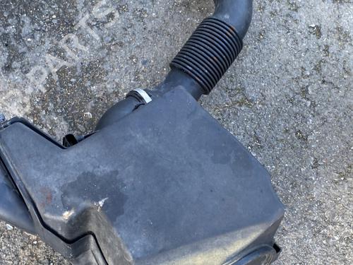 Used Air filter box FORD FOCUS III 1.0 EcoBoost (100 hp) 32030788