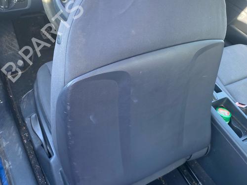 Used Left front seat Left front seat 39449288 39449288