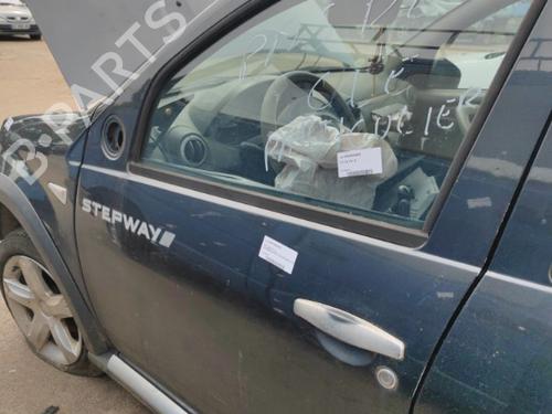 Used Left front door DACIA SANDERO 1.5 dCi (68 hp) 19904199