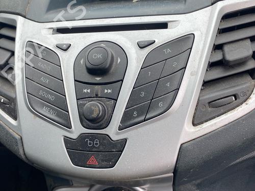 Used Radio Radio 36337310 36337310
