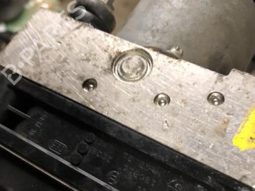 ABS pump RENAULT TRAFIC II Bus (JL) 2.0 dCi 115 (JL00, JL01, JL0H, JL0M, JL0U) | BP31999868M43