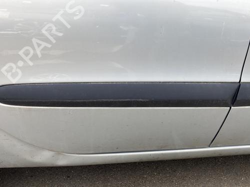 Modanatura della portiera RENAULT SCÉNIC I MPV (JA0/1_, FA0_) 1.9 dTi (JA0N) (98 hp) 28813824