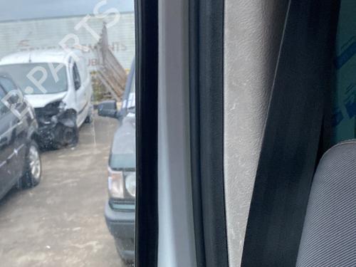 Used Front right belt tensioner RENAULT MASTER II Van (FD) 2.8 dTI (FD0C, FD0F, FD2B, FD2F, FD3C, FD3F) (114 hp) 29925275