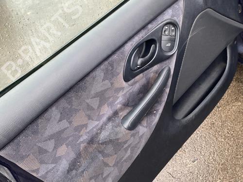 Used Front left panel FORD MONDEO I (GBP) 1.8 TD (88 hp) 30851763
