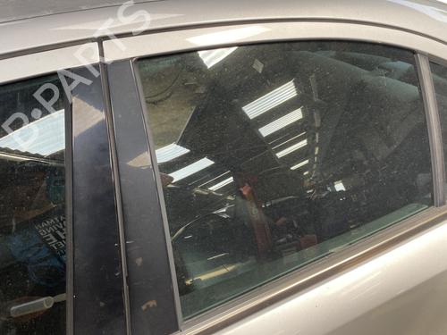 Rear left door window MERCEDES-BENZ E-CLASS (W211) E 270 CDI (211.016) | BP26962328C20 