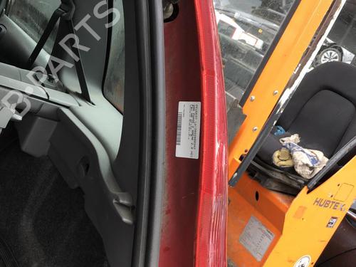 right-taillight-peugeot-206-sw-2ek-20-hdi-6351r4-2002-19911641 main image