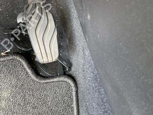 pedal-renault-clio-v-b7_-2019-26431403 main image