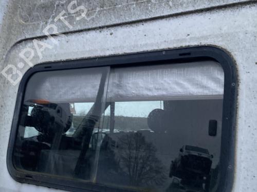 Rear left quarter glass RENAULT MASTER II Van (FD) 2.8 dTI (FD0C, FD0F, FD2B, FD2F, FD3C, FD3F) | BP29925257C93