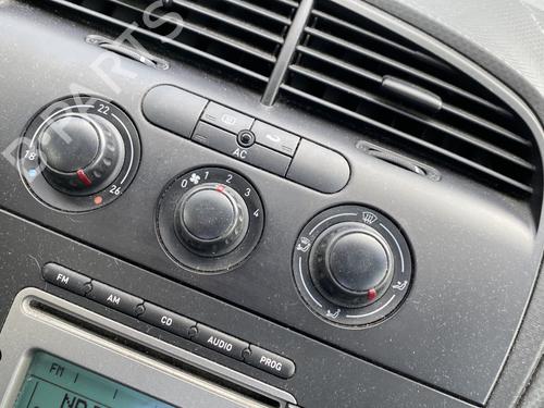 Used Climate control SEAT ALTEA (5P1) 1.6 (102 hp) 28681640