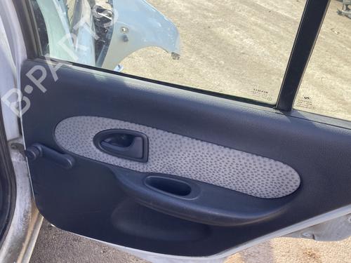 Høyre bakpanel RENAULT CLIO II (BB_, CB_) 1.5 dCi (B/CB07) (65 hp) 32471842