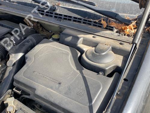 Used Fuse box Fuse box 39167650 39167650