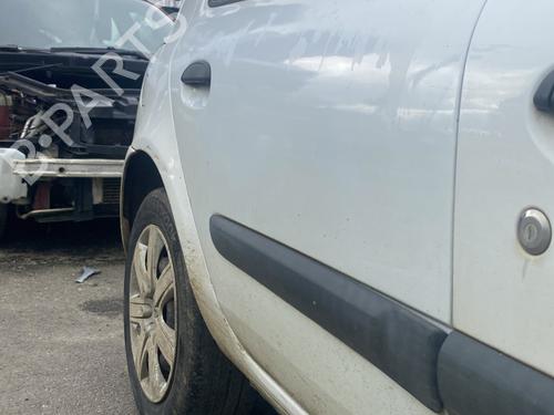 Dør høyre bak RENAULT CLIO II (BB_, CB_) 1.2 (BB0A, BB0F, BB10, BB1K, BB28, BB2D, BB2H, CB0A,... | BP20300603C5 