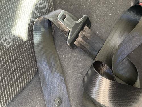 Used Rear left seatbelt Rear left seatbelt 34143143 34143143