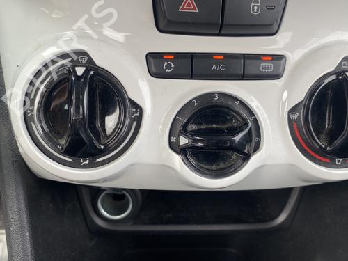 Used Climate control Climate control PEUGEOT 208 I (CA_, CC_) 1.4 HDi (68 hp) 27926951 27926951