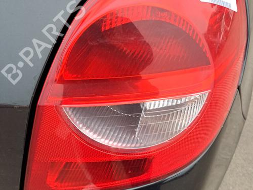 Used Right taillight RENAULT CLIO III (BR0/1, CR0/1) 1.2 16V (BR02, BR0J, BR11, CR02, CR0J, CR11) (75 hp) 21005847