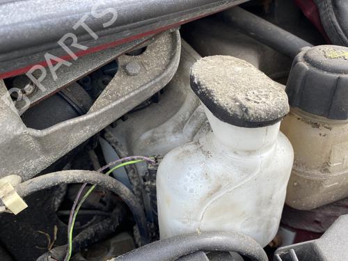 Used Windscreen washer tank Windscreen washer tank RENAULT TWINGO I (C06_) 1.2 16V (C060) (60 hp) 32781516 32781516