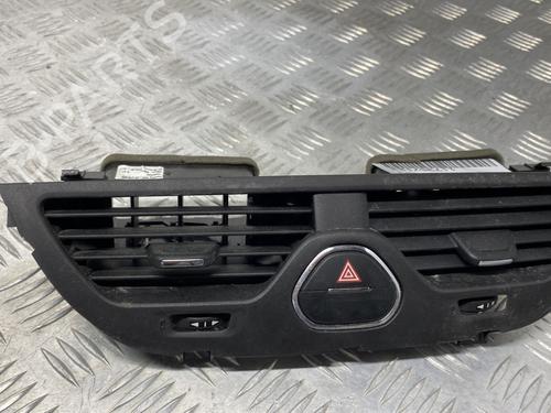 Used Air vent OPEL CORSA E (X15) 1.4 (08, 68) (90 hp) 30683044